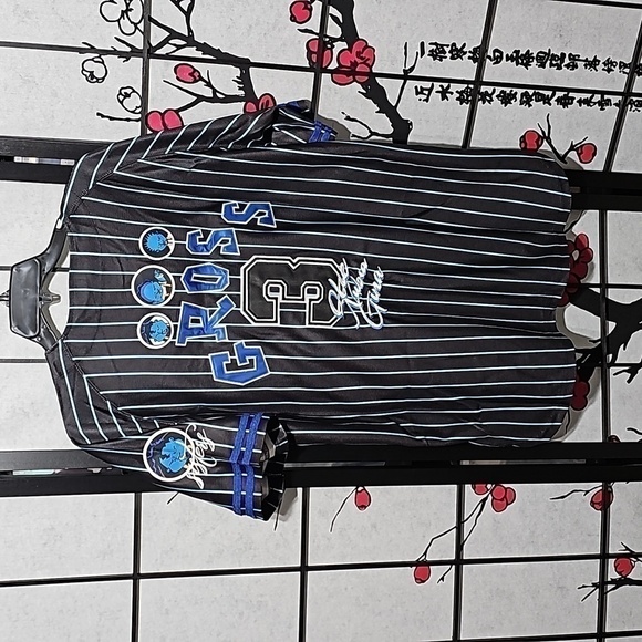 The Proud Family Gross Sisters Pinstripe Baseball Jersey Size Medium New - Picture 7 of 9